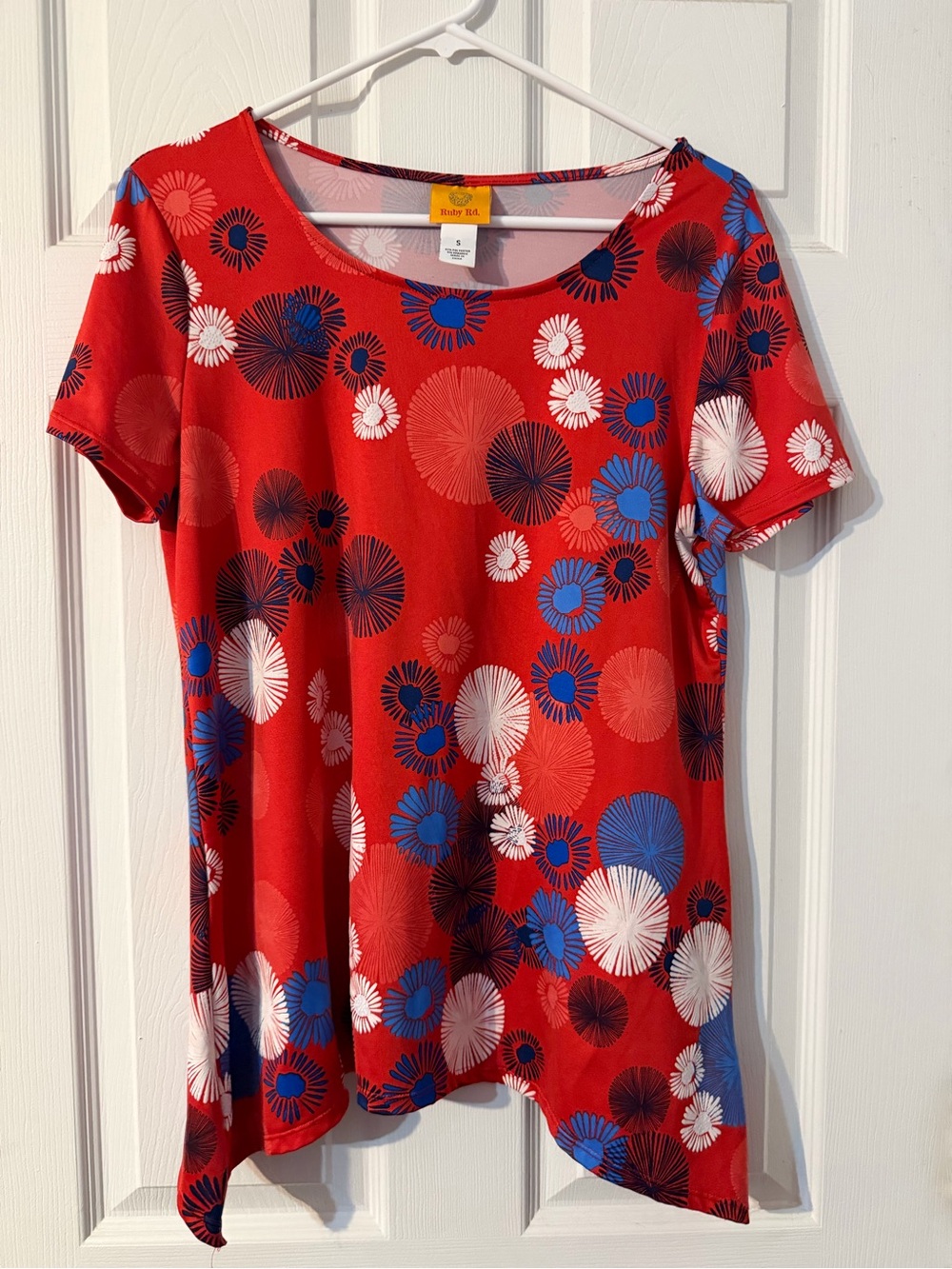 Women’s New Directions Colorful Tunic Blouse Size Small